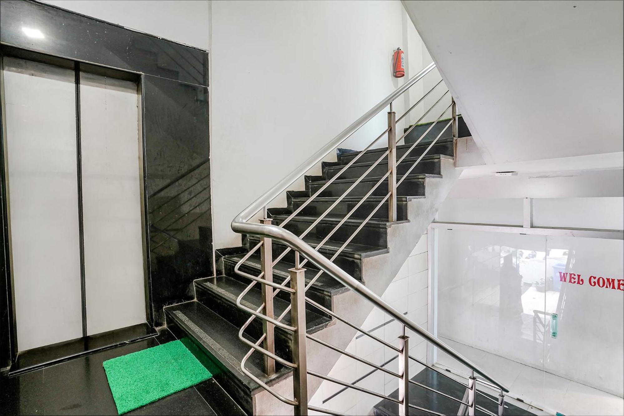 Fabhotel Lotus I Surat Dış mekan fotoğraf
